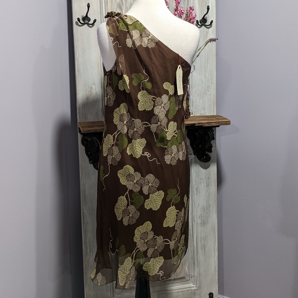 🤎 SOLD 🤎NWT M.S.S.P. brown silk floral one shoulder dress - Picture 3 of 6